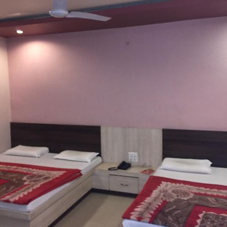 Hotel Pakeeza Аджмер Екстериор снимка