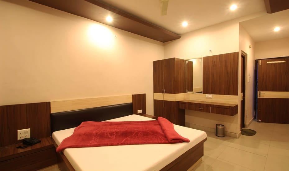 Hotel Pakeeza Аджмер Екстериор снимка
