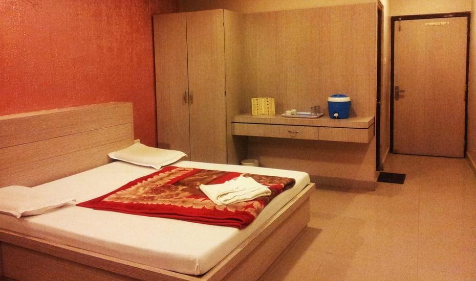 Hotel Pakeeza Аджмер Екстериор снимка